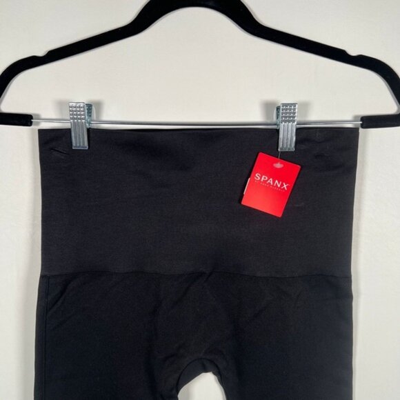 NWT SPANX Very Black Cropped Lamn Legging Made in Colombia 🇨🇴 20099P Size 1X - Picture 5 of 10